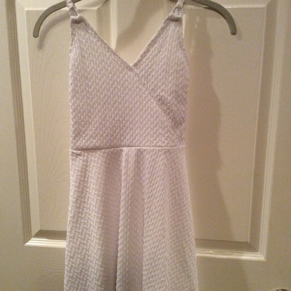 Area code 407 girls white dress with straps
